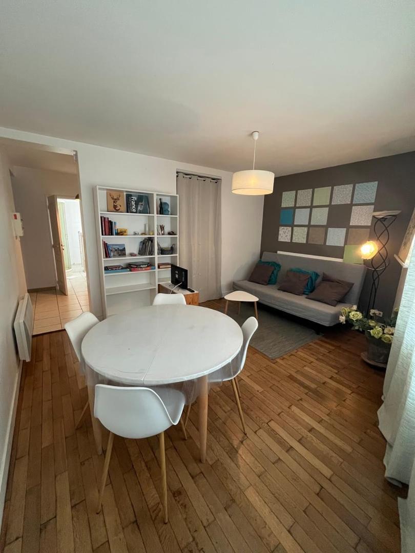 Le Fonctionnel Apartment Tours Bagian luar foto